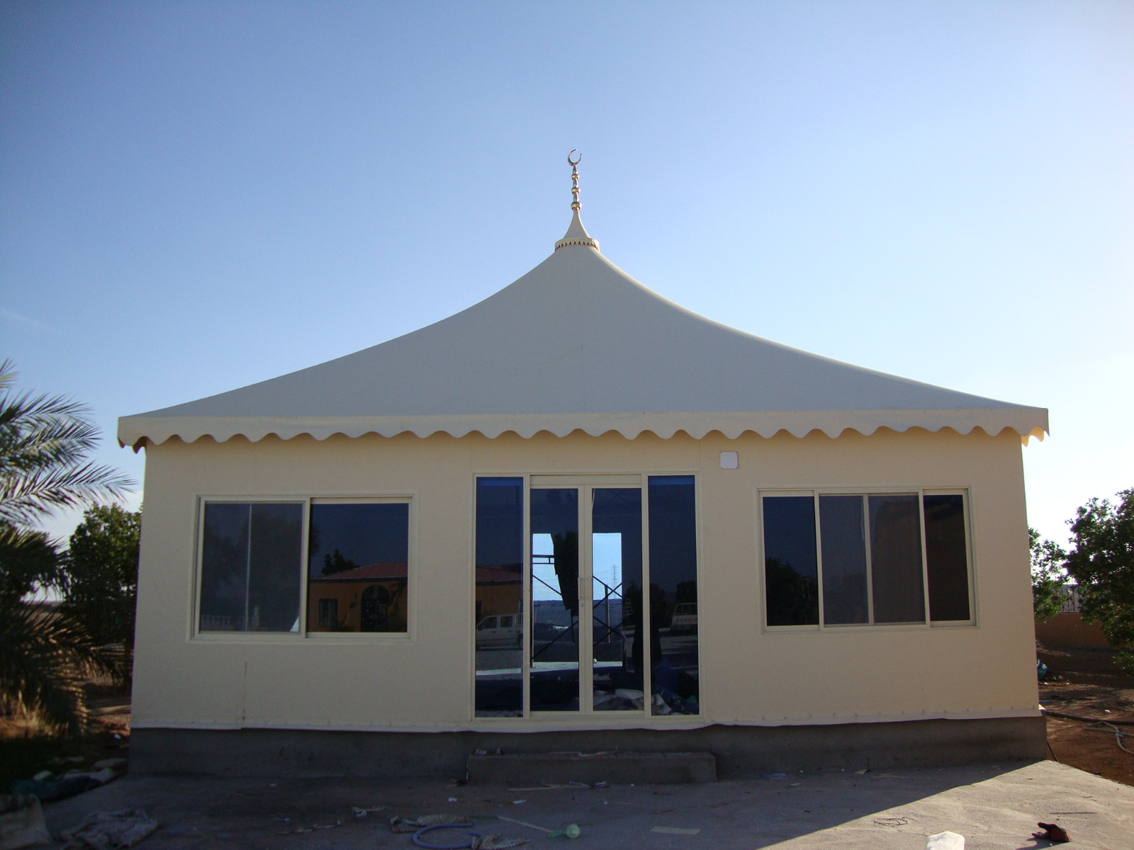 https://arabmuzalat.com/modern-arabic-tent/